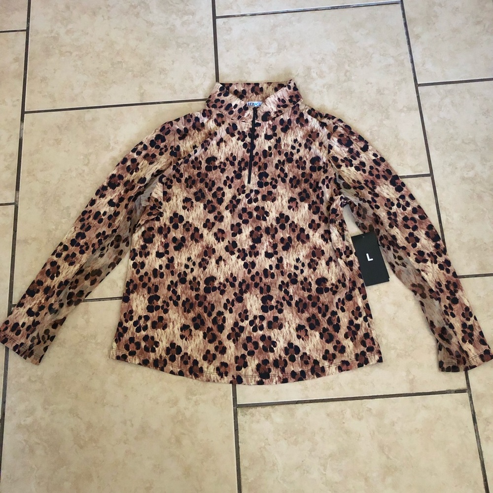 NWT Long sleeve quarter zip pullover